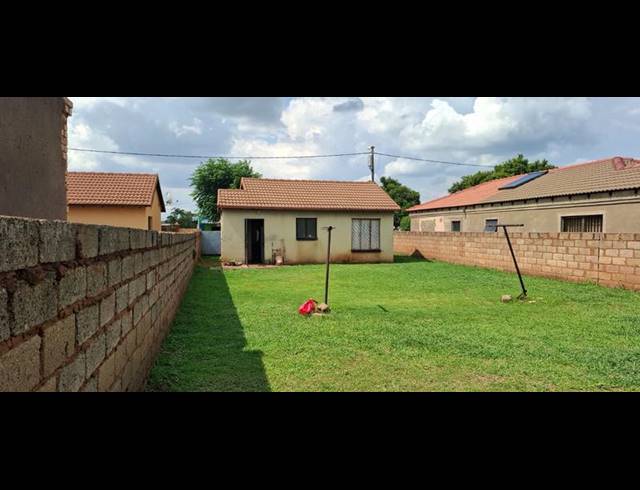 2 BEDROOM HOUSE FOR SALE IN SOSHANGUVE XX